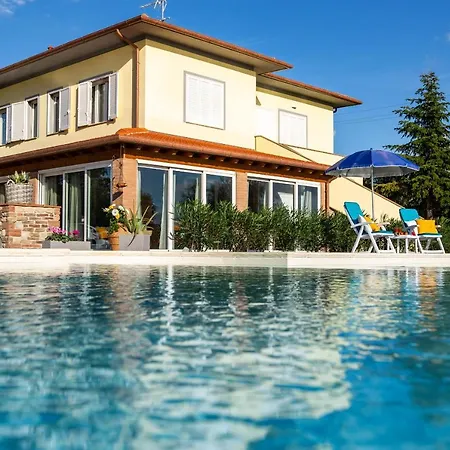Il Nocciolo 12 Villa
